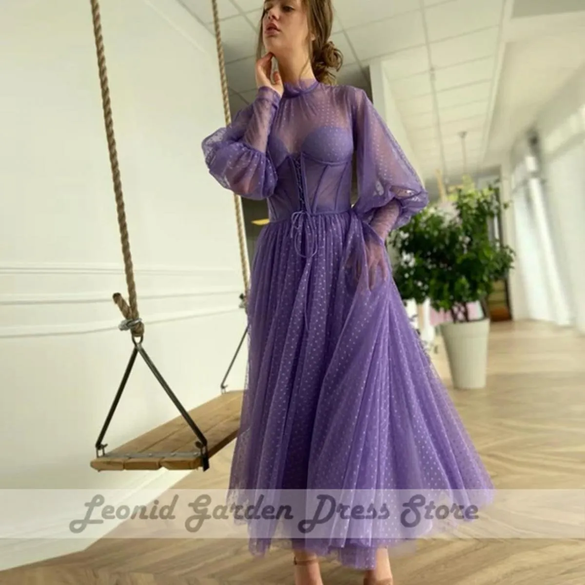 Abiti da ballo in tulle punteggiato viola Cintura a linea lunghezza tè con abiti da festa da sera tascabili Abito da homecoming