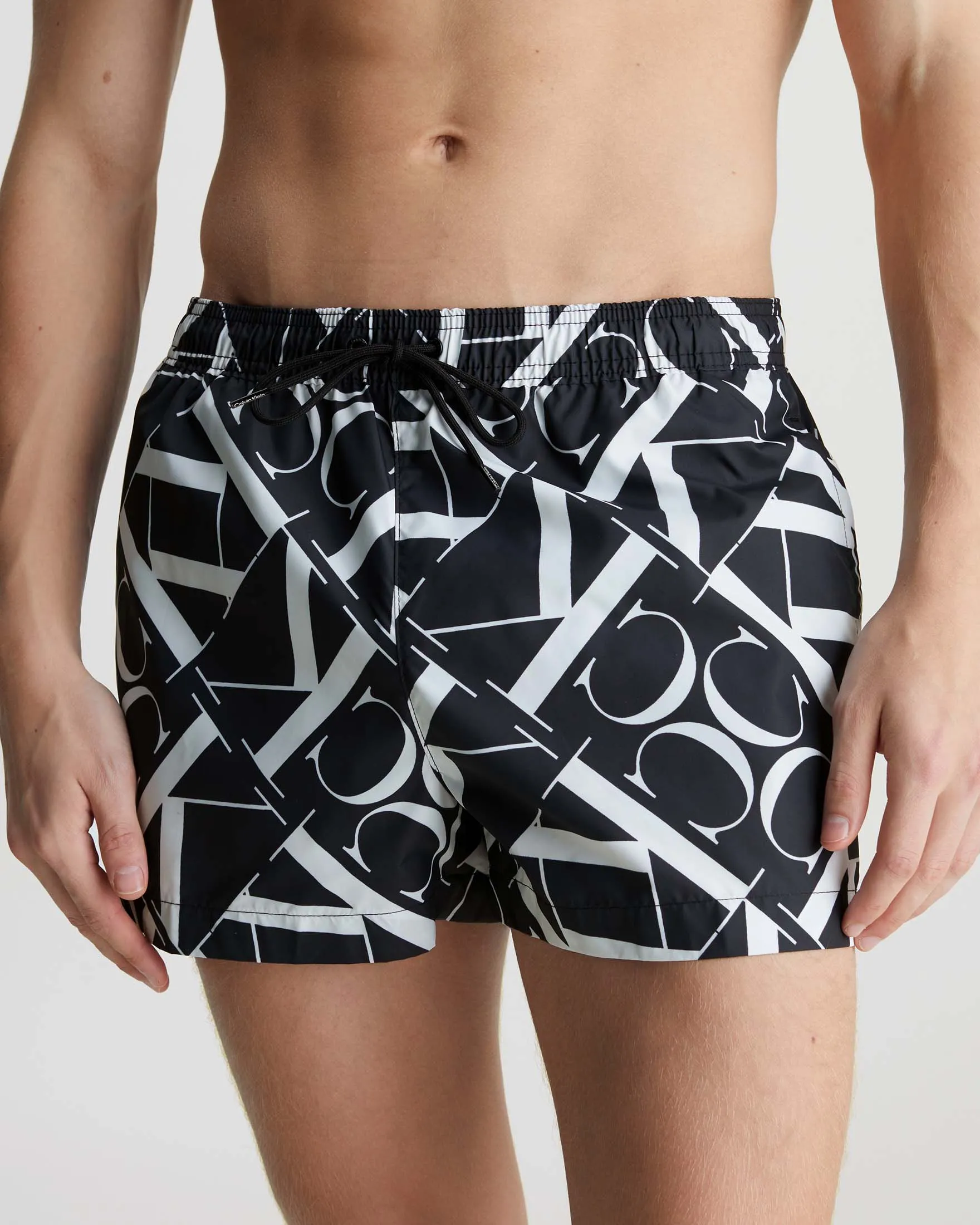 Boxer mare nero con logo monogramma bianco all over