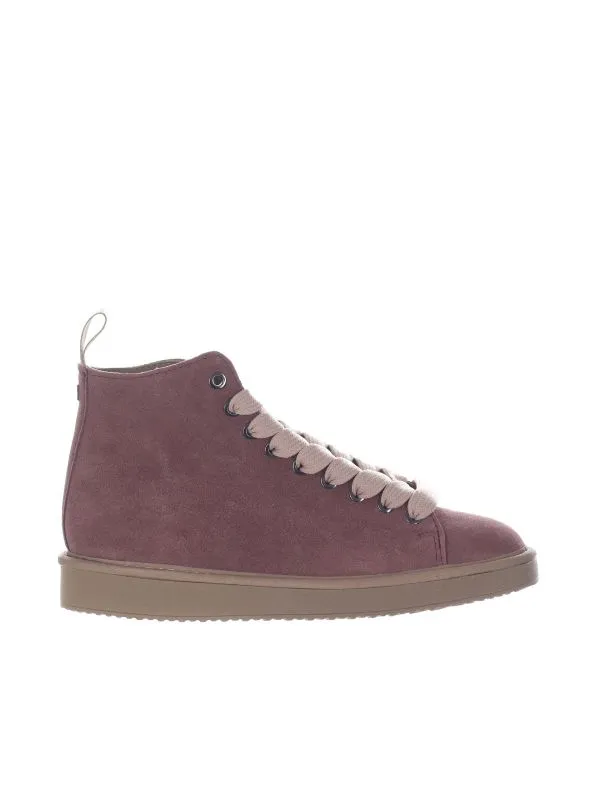 P01 ankle boot in suede