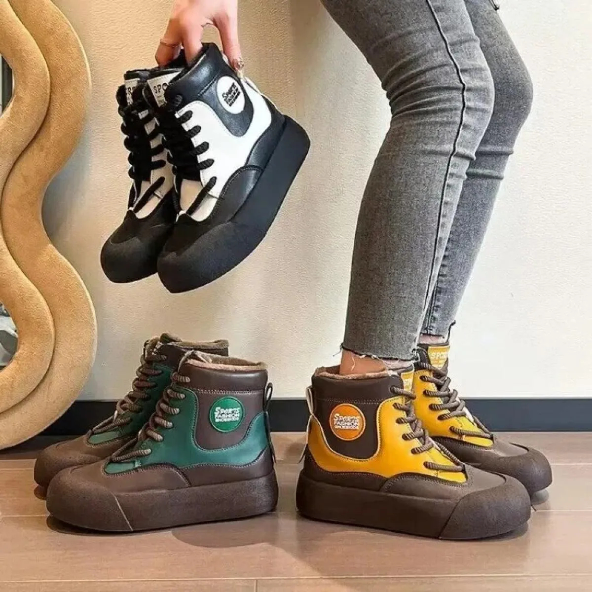 Scarpe Per Le Donne 2024 di Modo di Inverno Della Caviglia di Base Lace Up Della Piattaforma Delle Signore Scarpe Casual Punta R