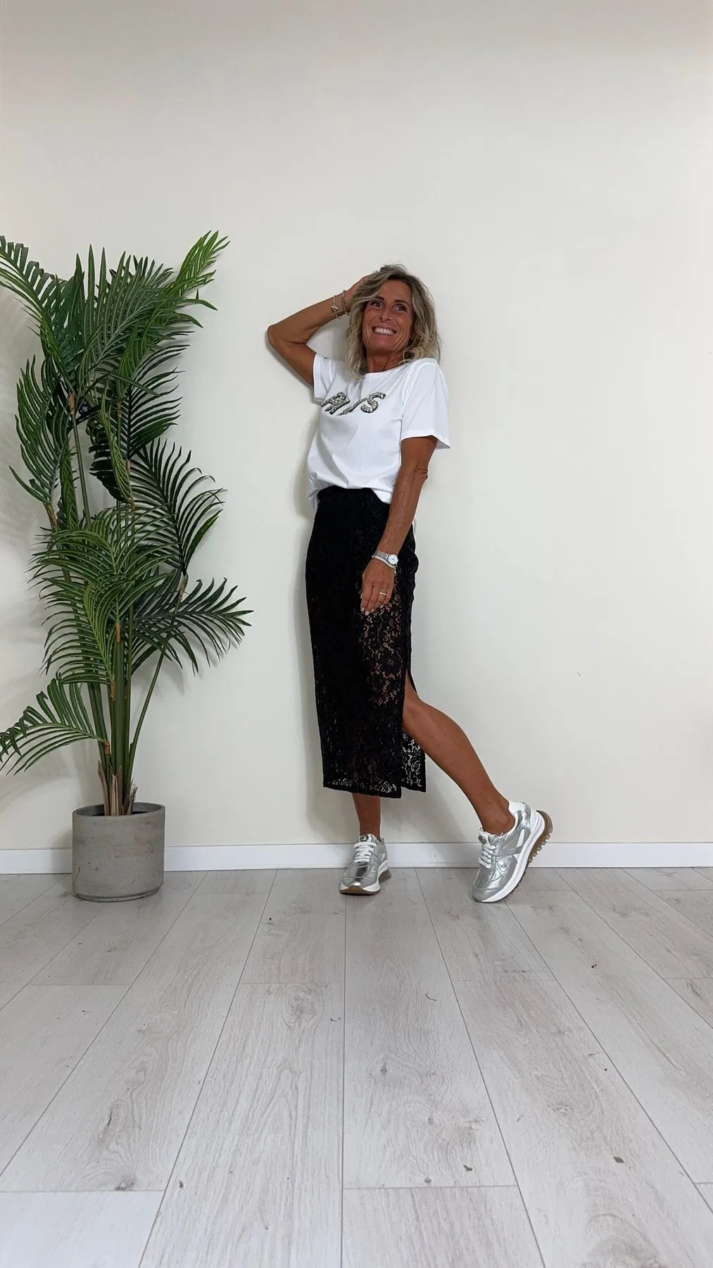 TENSIONE IN - 34734 - T-SHIRT PARIS+ STRASS